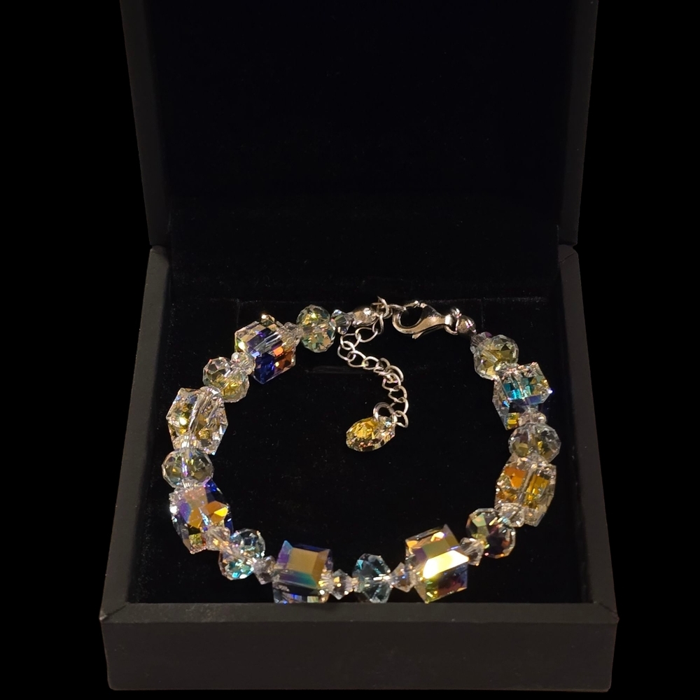 Lady Color Elemental Bracelet - Picture 2 of 4